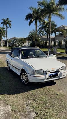 FORD ESCORT 1.6 XR3 CONVERSÍVEL 8V GASOLINA 2P MANUAL FORD ESCORT 1.6 XR3 CONVERSÍVEL 8V GASOLINA 2P MANUAL